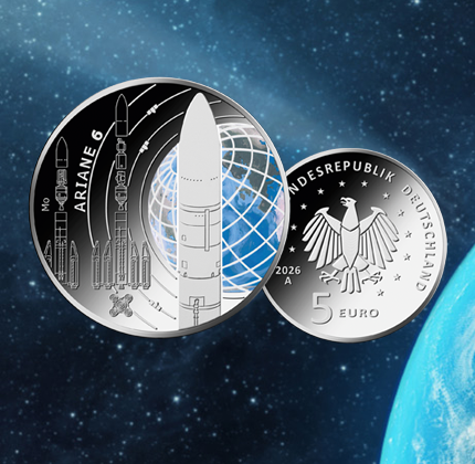Vorder-und Rückseite der 5-Euro-Farbdruckmünze Ariane 6  im Weltall vor der Erde