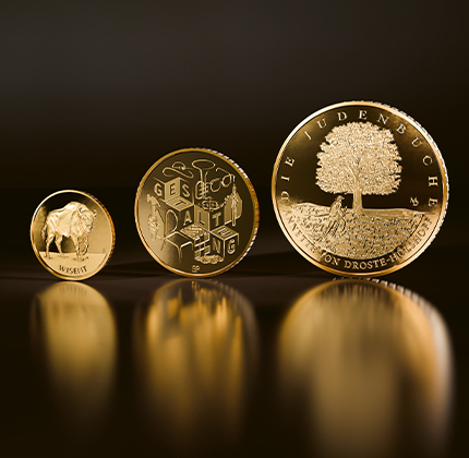 Depiction of the three high‑gloss German gold coins of the year 2026