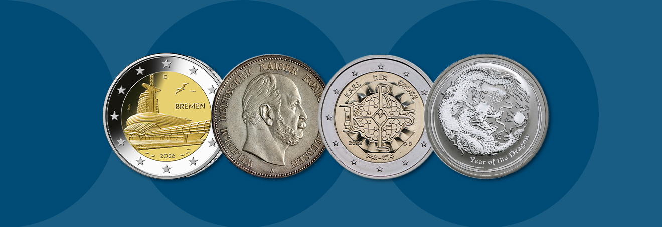 Collage mit vier Münzen auf blauen Hintergrund